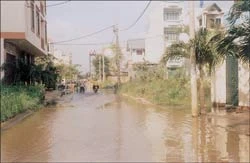 Những khu phố mới xây đã bị ngập nước